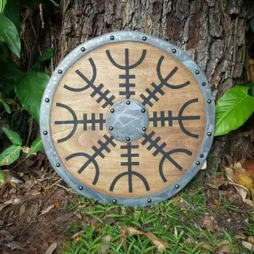 Round shield "Vegvisir"